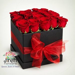Caja Cuadrada de Rosas para cumpleaños en Cali a domicilio